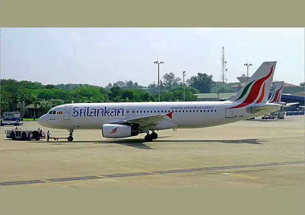Airbus A320 Sri Lankan