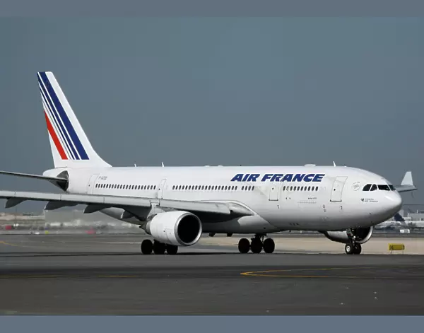 Airbus A330-200 Air France at Dubai Airport