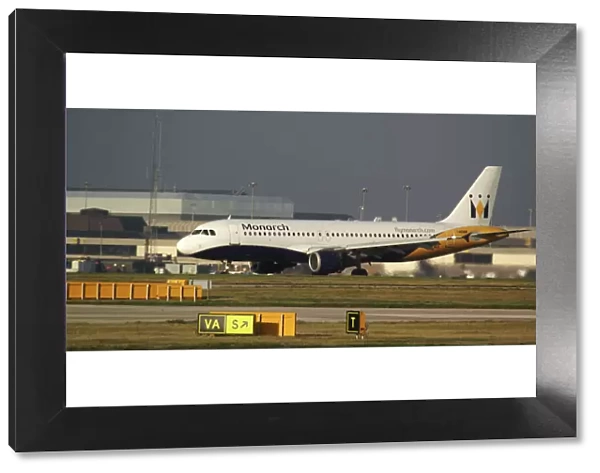 Monarch;A320;British charter airline;slowing down;reverse thrust