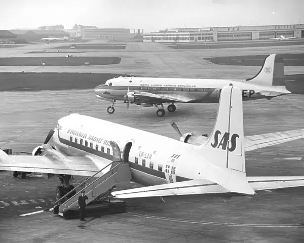 Douglas DC-6 & DC-4