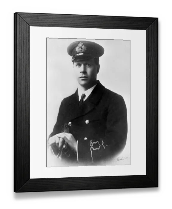 Framed Print : 1930's Military, World War II 1939 45, BarnesWallisSubLieutenant Framed Print : 1930's Military, World War II 1939 45, BarnesWallisSubLieutenant