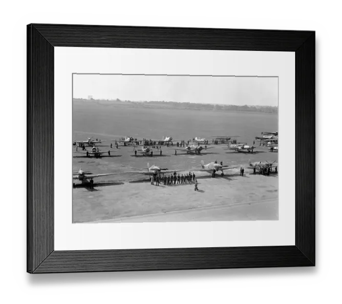 Framed Print : 1930's Military, World War II 1939 45, FA 17262s