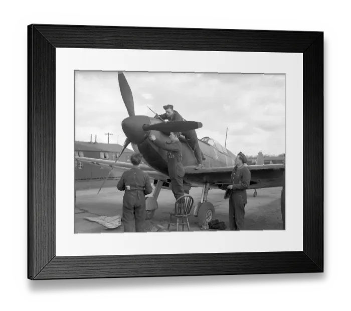 Framed Print : World War II 1939 45, FA 17752s Framed Print : World War II 1939 45, FA 17752s