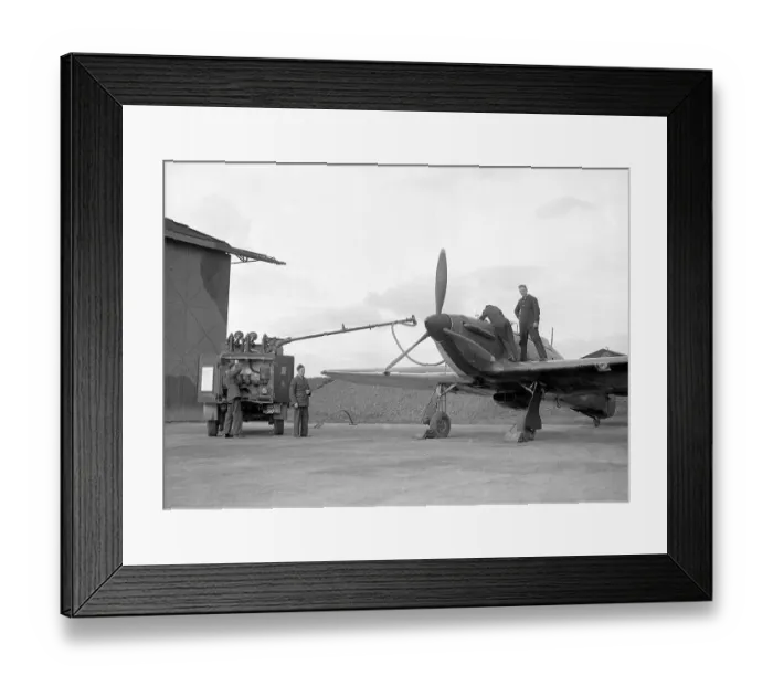 Framed Print : World War II 1939 45, FA 17759 Framed Print : World War II 1939 45, FA 17759