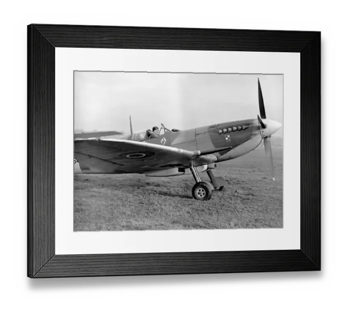 Framed Print : World War II 1939 45, FA 18354s Framed Print : World War II 1939 45, FA 18354s