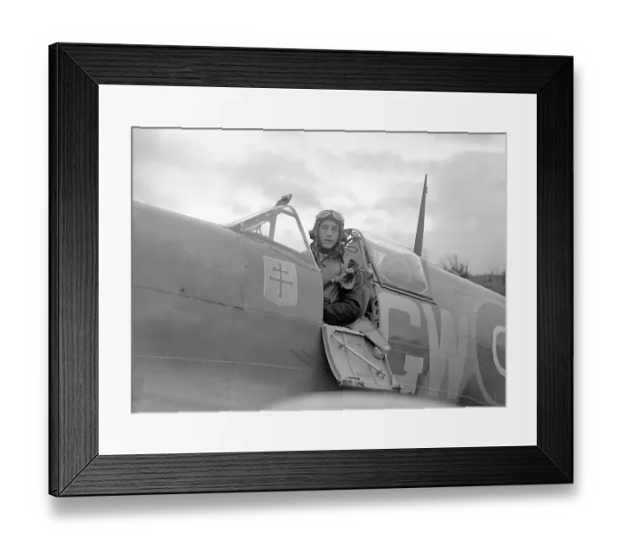 Framed Print : World War II 1939 45, FA 18397s Framed Print : World War II 1939 45, FA 18397s