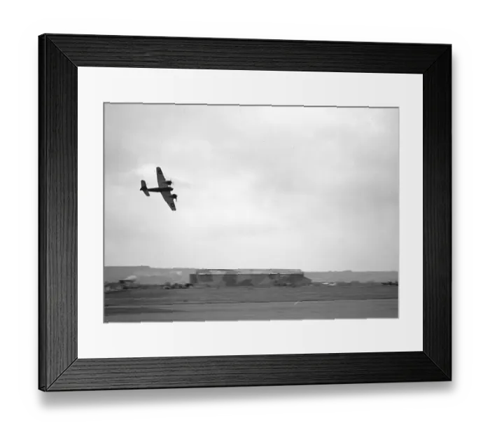 Framed Print : World War II 1939 45, FA 18585s Framed Print : World War II 1939 45, FA 18585s