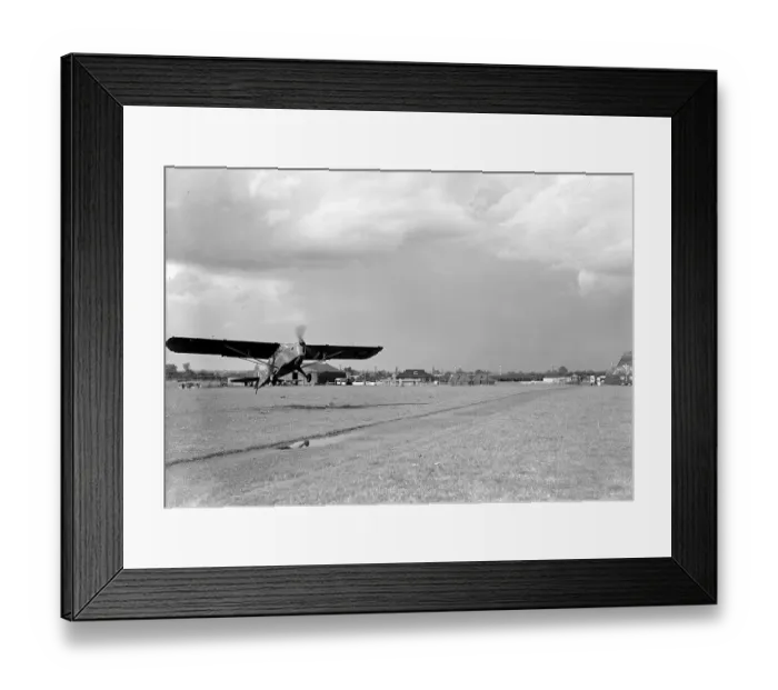 Framed Print : World War II 1939 45, FA 18627s Framed Print : World War II 1939 45, FA 18627s