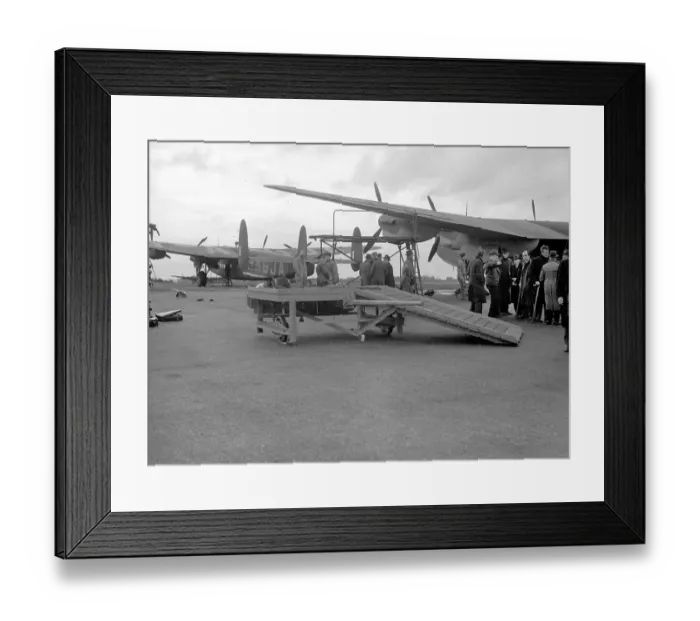 Framed Print : World War II 1939 45, FA 18676s Framed Print : World War II 1939 45, FA 18676s
