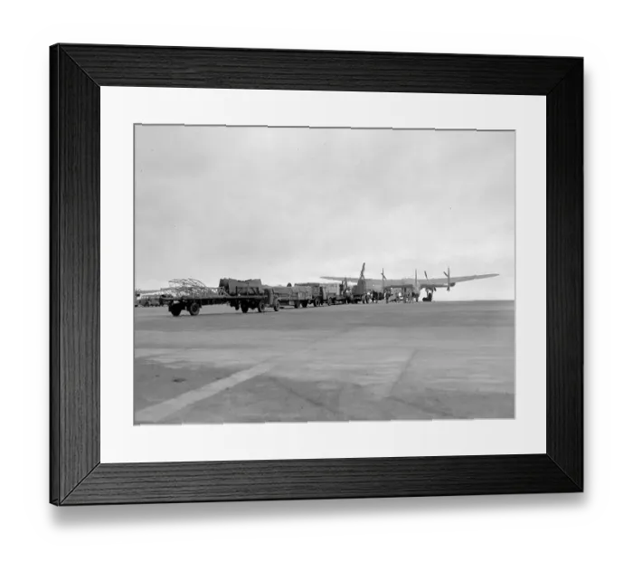 Framed Print : World War II 1939 45, FA 18678s Framed Print : World War II 1939 45, FA 18678s