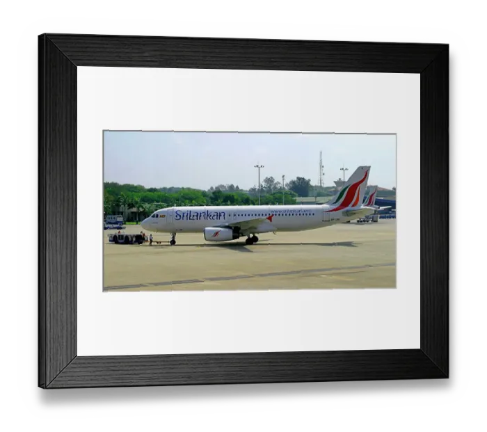 Framed Print : Airbus A320 Sri Lankan