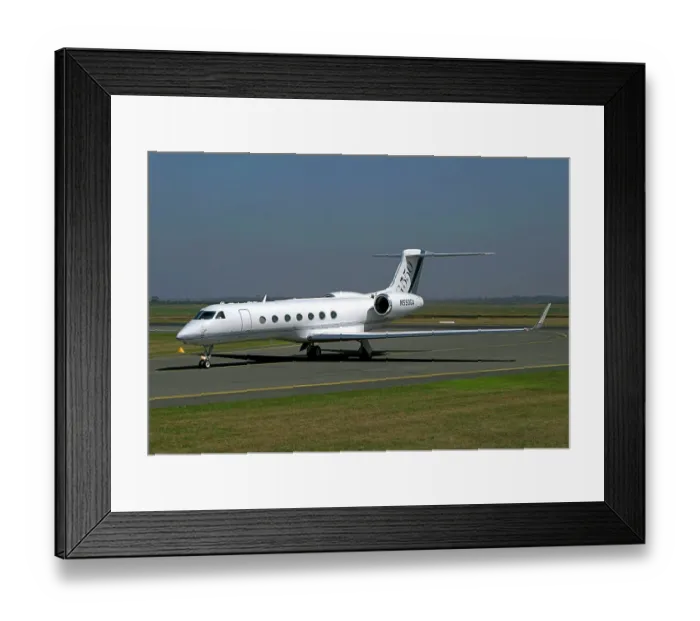 Framed Print : Gulfstream 550 Framed Print : Gulfstream 550