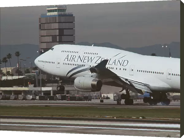 Boeing 747-400 Air New Zealand at Los Angeles Airport USA