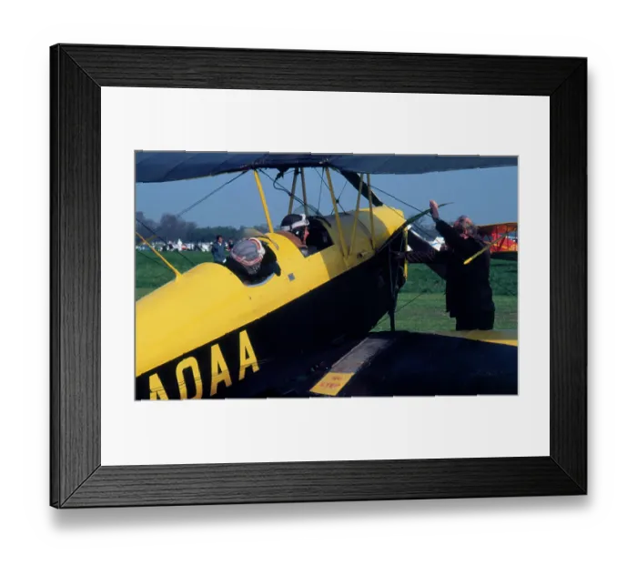 Framed Print : DH82A Tiger Moth