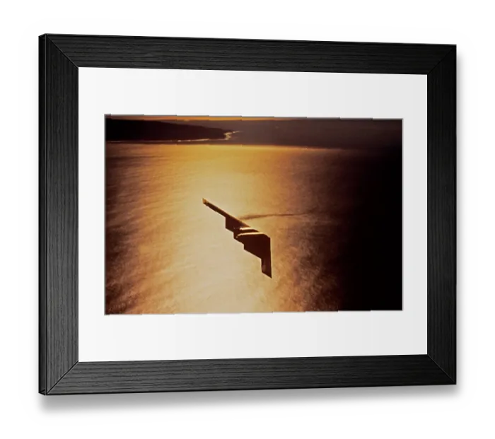 Framed Print : Northrop B-2 Spirit Stealth bomber Framed Print : Northrop B-2 Spirit Stealth bomber