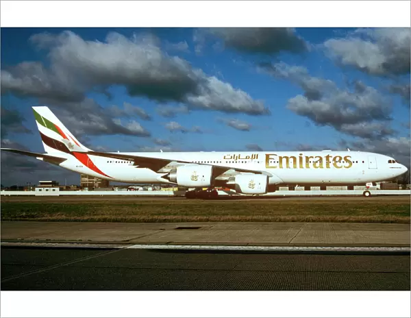 Airbus A340-500 Emirates