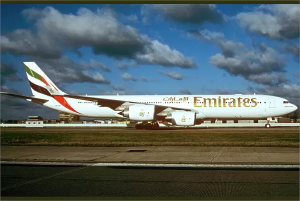 Airbus A340-500 Emirates