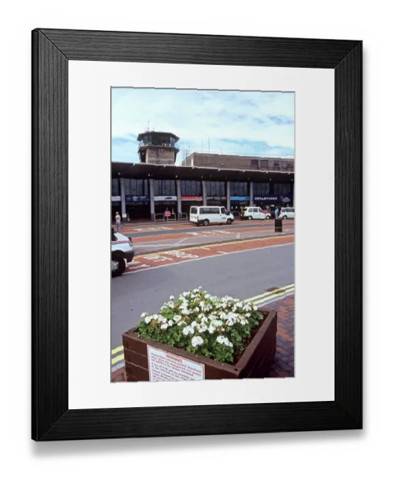 Framed Print : Leeds Bradford Airport, UK - passenger drop off point Framed Print : Leeds Bradford Airport, UK - passenger drop off point