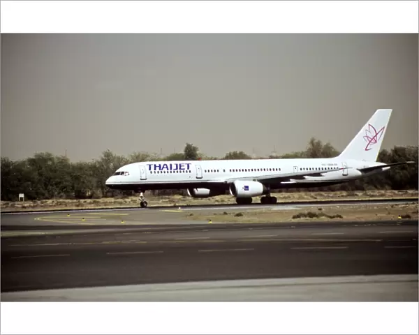 Boeing 757-200ER Thaijet at Sharjah