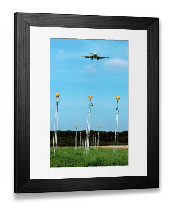 Framed Print : Approach over lights - Fokker F28 Framed Print : Approach over lights - Fokker F28