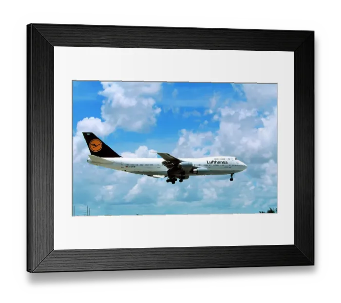 Framed Print : Boeing 747 200 Lufthansa (c) Simonsen the Flight Colleciton 020 8652 8888 Framed Print : Boeing 747 200 Lufthansa (c) Simonsen the Flight Colleciton 020 8652 8888