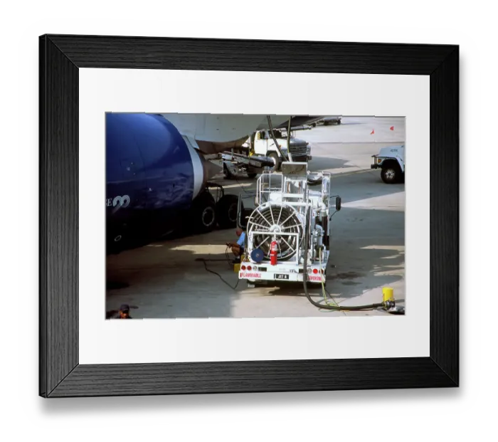 Framed Print : refuelling ba7777 atlanta usa bowser cables Framed Print : refuelling ba7777 atlanta usa bowser cables