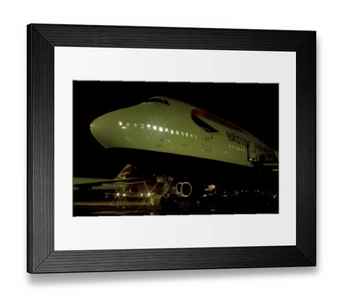Framed Print : Boeing 747-400 at night Framed Print : Boeing 747-400 at night
