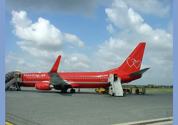 Boeing 737-800 Sterling at Rome Ciampino Airport