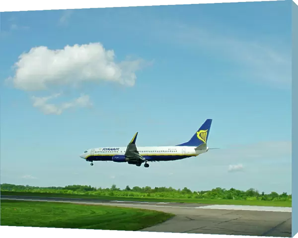 Boeing 737-800 Ryanair landing at Stansted Airport