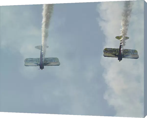 iml-568. Over the top with the Uterley butterly Stearmans