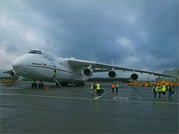 Antonov AN225 on first commercial flight into East Midlands Airport UK