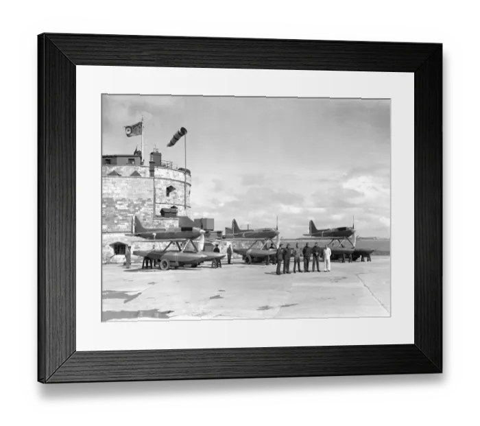Framed Print : Schneider Trophy Race 1931 Framed Print : Schneider Trophy Race 1931