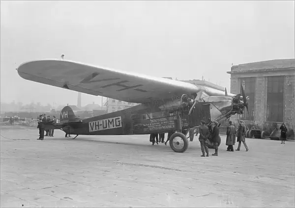 Avro 10 Southern Star 1st mail and passenger service in Australia, Australian National Airways