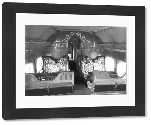 Interior: Handley Page HP42 1930s