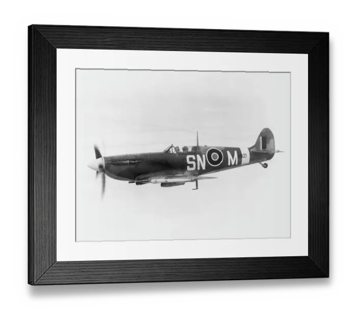 Framed Print : Supermarine Spitfire Framed Print : Supermarine Spitfire