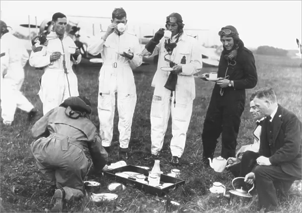 Pilots taking tea