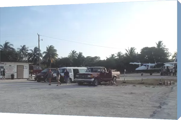 Airports: Little Cayman