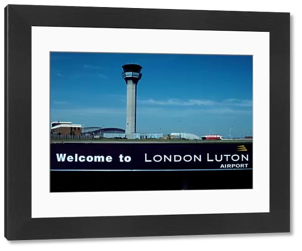 Airports: Luton