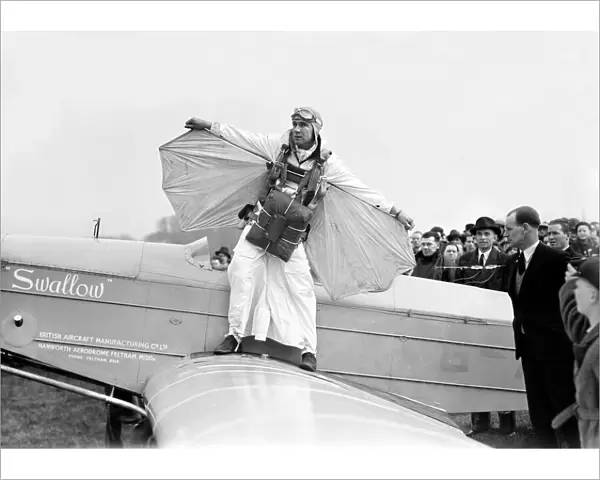 Clem Sohn demonstrating parachute at Hanworth 1939