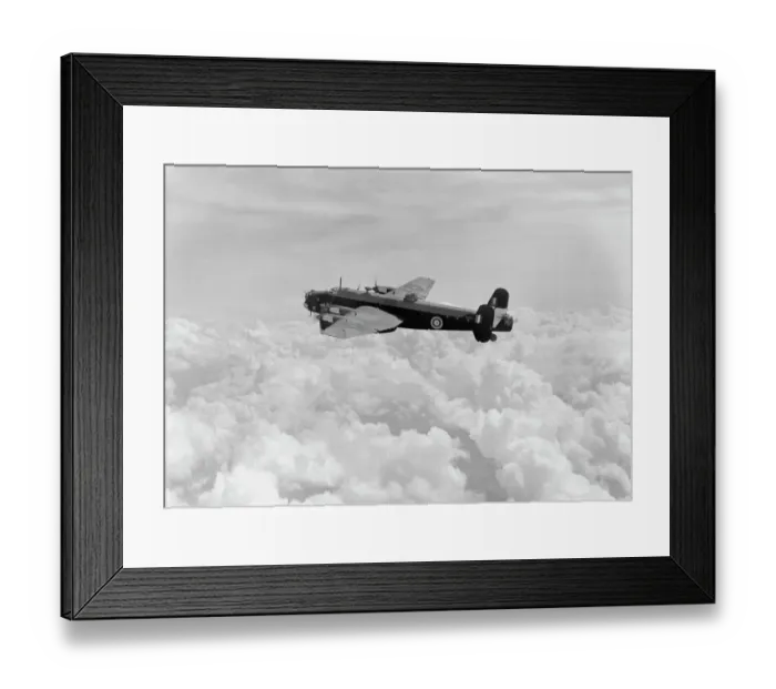 Framed Print : Handley Page, HP, Halifax, Mk1, M7773, RAF, UK, 1942, 1940s, Bomber, A-A, 3 / 4 Rear, Historical, Military