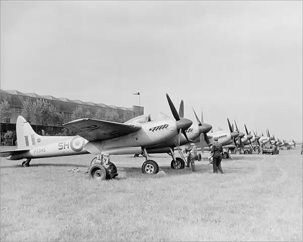 DH Hornets RAF 64 Sqn Linton-on-ouse 05 / 48