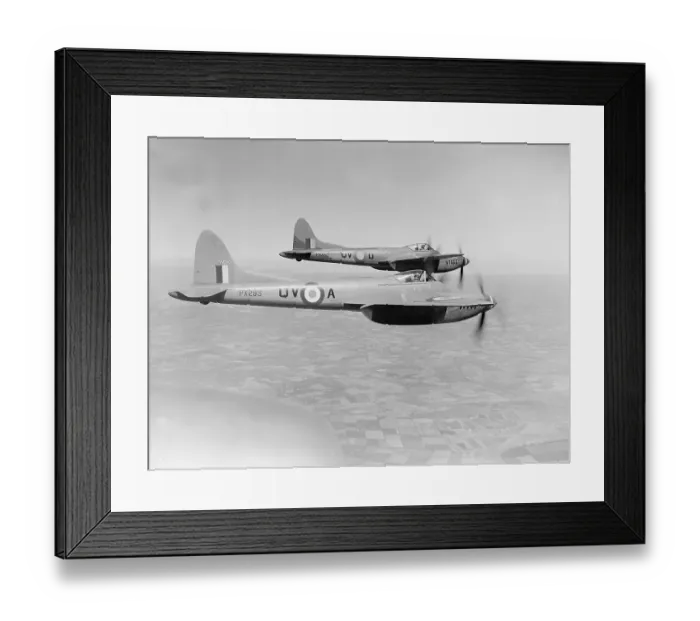 Framed Print : DH Hornet. Dh Hornets RAF 19 Sqn Church Fenton Framed Print : DH Hornet. Dh Hornets RAF 19 Sqn Church Fenton