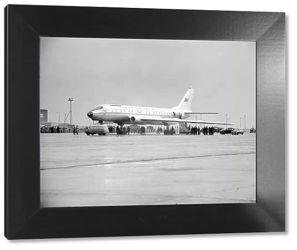 Tupolev Tu-104 Aeroflot CCCP-N5400 Heathrow 1956 (c) Flight