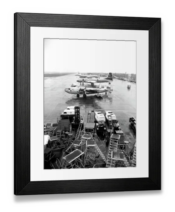 Framed Print : Heathrow Airport Framed Print : Heathrow Airport