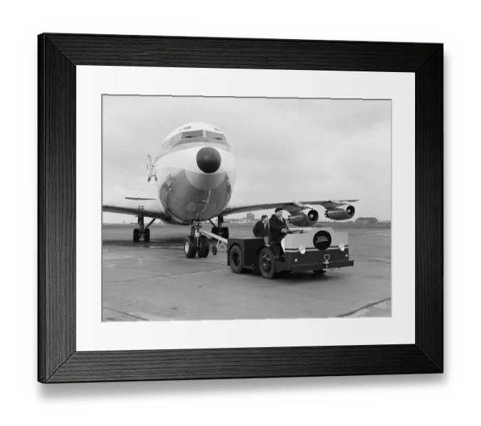 Framed Print : Boeing, 707, Boeing 707, Pan-Am, N722PA, Ground, 3 / 4, Front, Airline, USA, Ceased, Towimg, Tug, Heathrow, Historical, Civil Framed Print : Boeing, 707, Boeing 707, Pan-Am, N722PA, Ground, 3 / 4, Front, Airline, USA, Ceased, Towimg, Tug, Heathrow, Historical, Civil