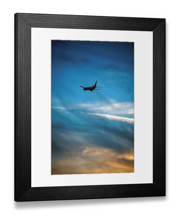 Framed Print : Boeing 737