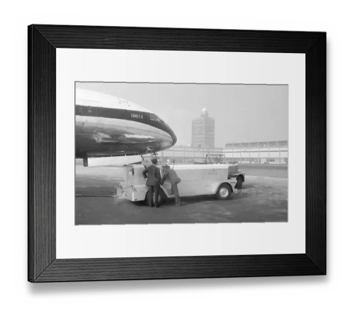 Framed Print : Comet 4 1958 Idelwide (c) Flight Framed Print : Comet 4 1958 Idelwide (c) Flight