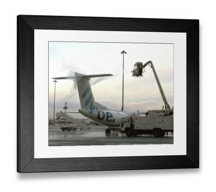 Framed Print : Weather: De-icing Framed Print : Weather: De-icing