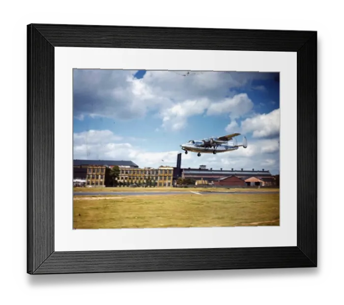 Framed Print : he Handley Page (Reading) H. P. R. 1 Marathon was a British civil 20-passenger light transport produced by Handley Page (Reading) Limited landing at Farnborough Framed Print : he Handley Page (Reading) H. P. R. 1 Marathon was a British civil 20-passenger light transport produced by Handley Page (Reading) Limited landing at Farnborough