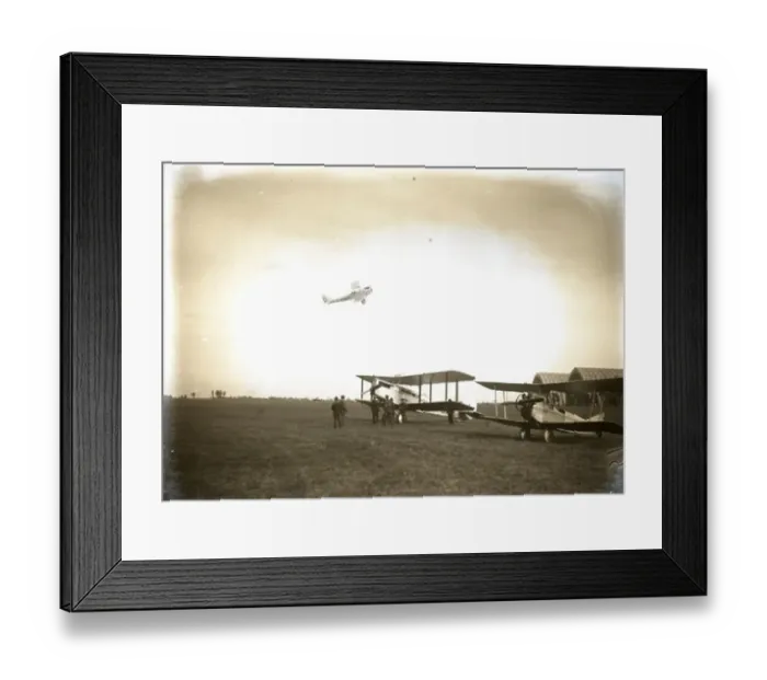 : oncelet in flight, 1926 : oncelet in flight, 1926